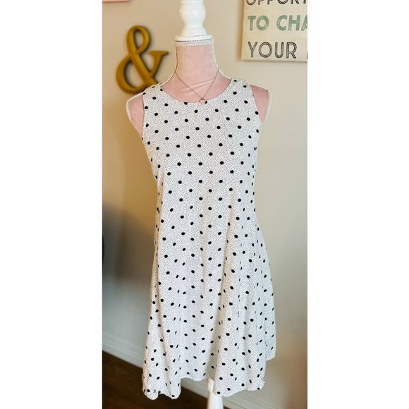 OLD NAVY DOTS DRESS SIZE M - Picture 1 of 1